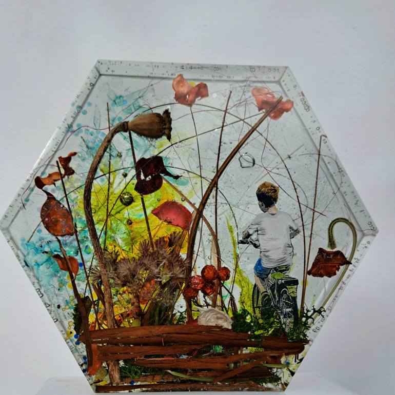 Original Figurative Botanic Sculpture by Hanneke Pereboom