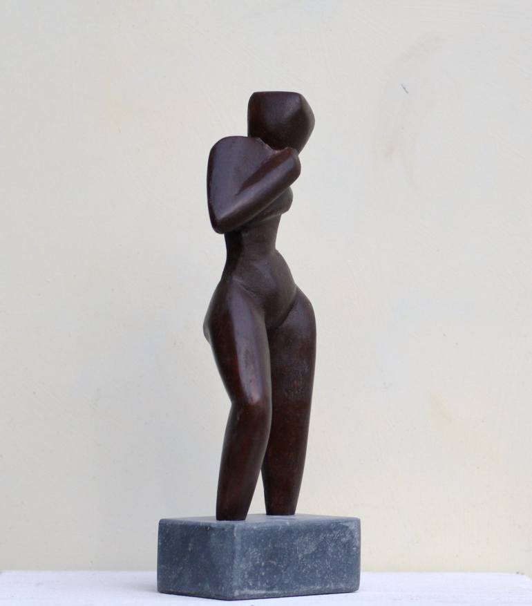 Original Figurative Body Sculpture by Hanneke Pereboom