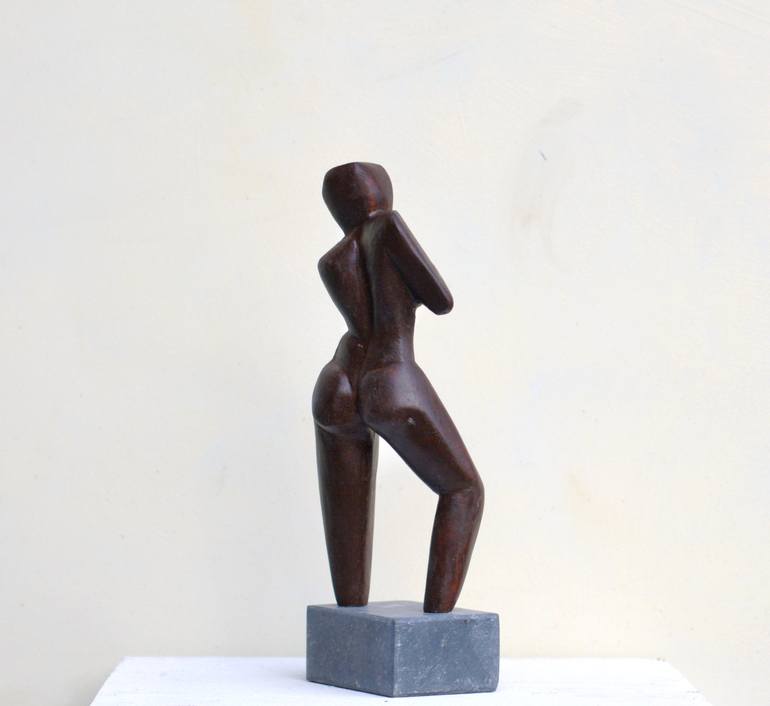 Original Figurative Body Sculpture by Hanneke Pereboom