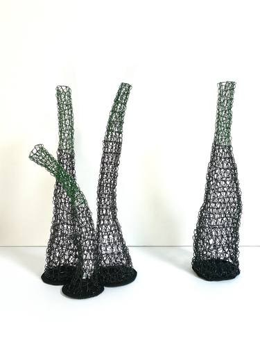 Four Vases thumb