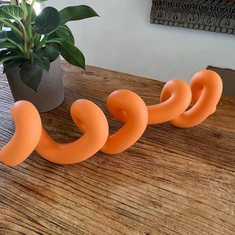 Original Pop Art Love Sculpture by Yoni Alter