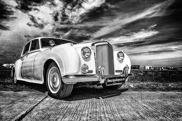 Black & white classic car - Limited Edition 10 of 10 thumb