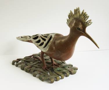 hood-hood bird (hoopoe) (on exhibition now) thumb