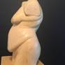 Wood carving, "torsos" series ... with live model
It is the latest work of the artists, studying and looking for the beauty of the human body, is a tribute to the poetry of the natural
