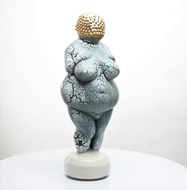 Original Pop Art Women Sculpture by Mariusz Dydo