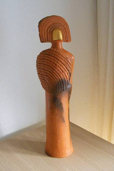 Noble Figure 2 (Terracotta Burnished & Smoked) thumb