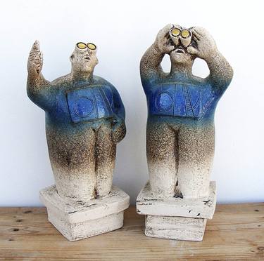 UFO Watchers - Ceramic Sculptures - (Pair) thumb