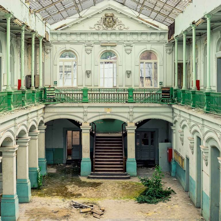 Original Documentary Architecture Photography by Michael Schwan