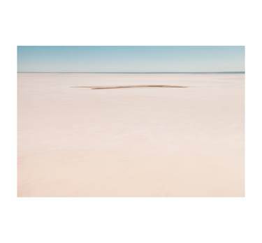 Island in Lake Eyre - Limited Edition 1 of 20 thumb