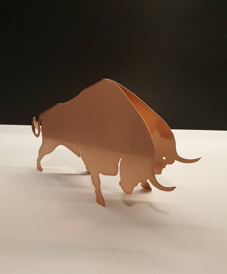 Original Contemporary Animal Sculpture by Serena Grattarola Diego Cinelli