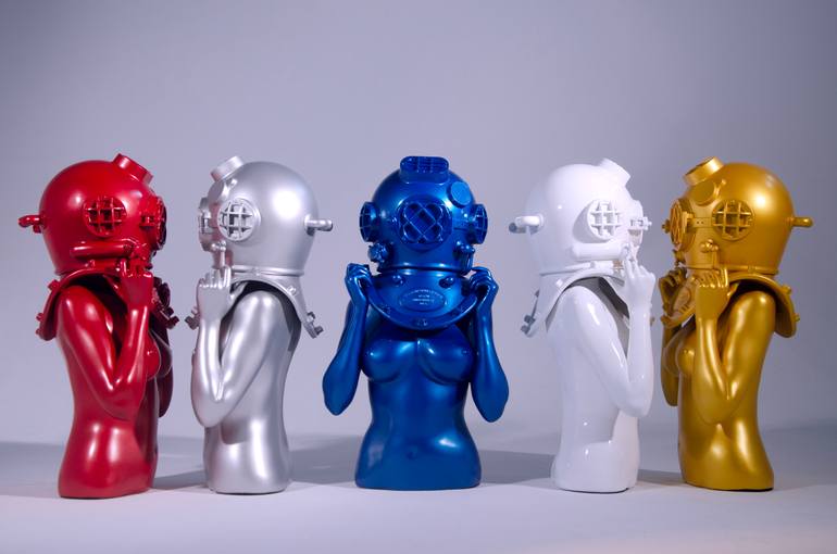 Original Pop Art Women Sculpture by Victor Spinelli