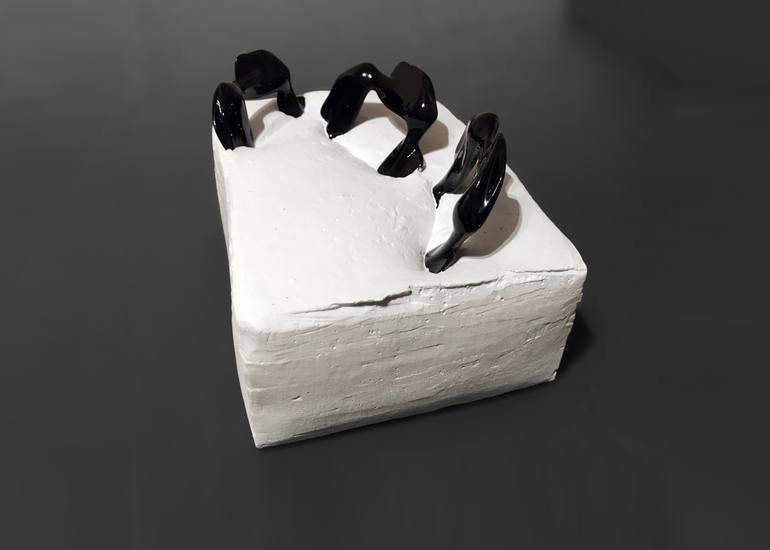 Original Minimalism Abstract Sculpture by Michele De Matthaeis