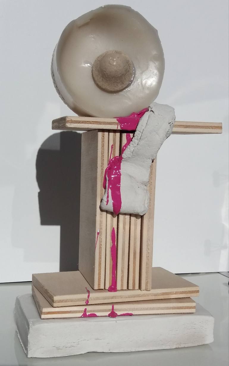 Original Conceptual Love Sculpture by José Fonte