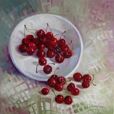 Plate with cherries thumb