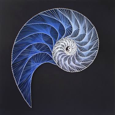 Nautilus string art thumb