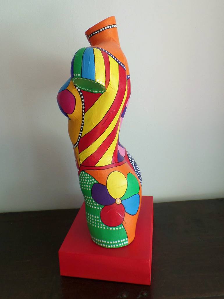 Original Pop Art Women Sculpture by Allesandra Tiller