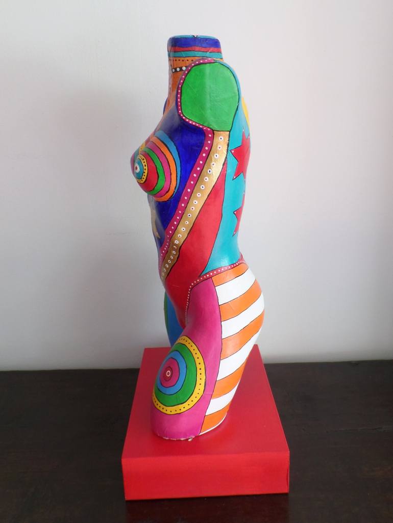 Original Pop Art Women Sculpture by Allesandra Tiller