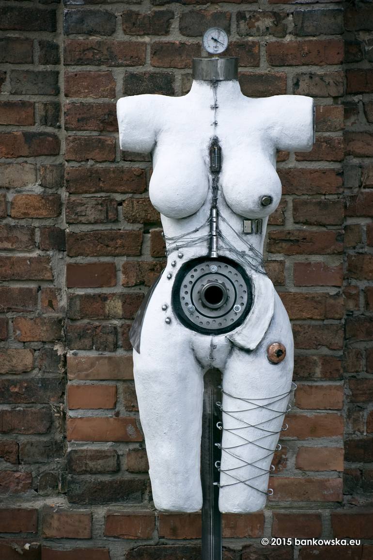 Original Modern Body Sculpture by Małgorzata Bańkowska