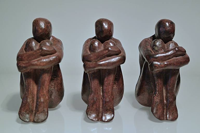 Original Figurative Body Sculpture by Marion Timmermans