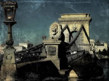 Budapest Chain Bridge - Limited Edition of 10 thumb