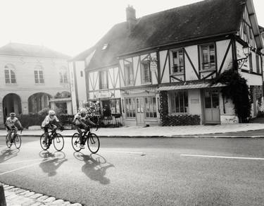 Bicyclists in France thumb