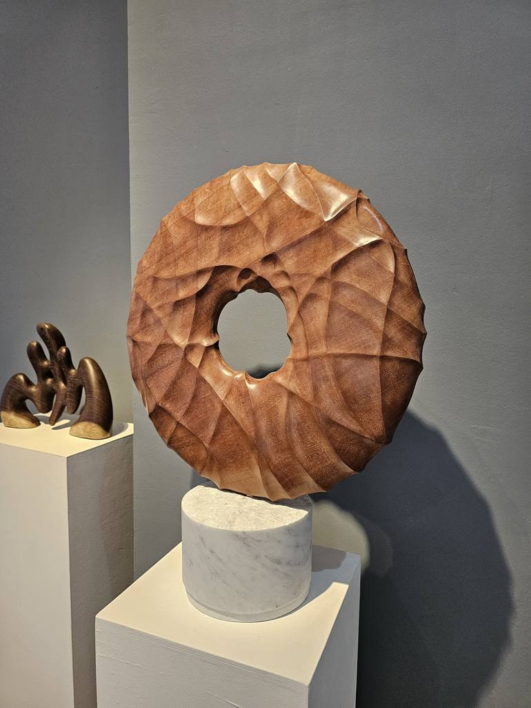 Original Black & White Abstract Sculpture by Liliya Pobornikova
