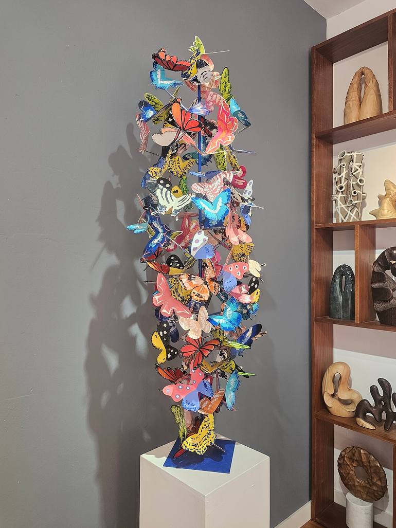 Original Figurative Nature Sculpture by Liliya Pobornikova