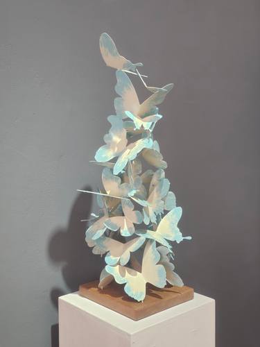 Original Black & White Nature Sculpture by Liliya Pobornikova