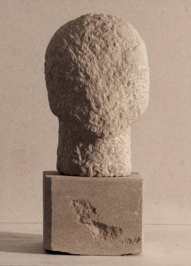 Stone head thumb