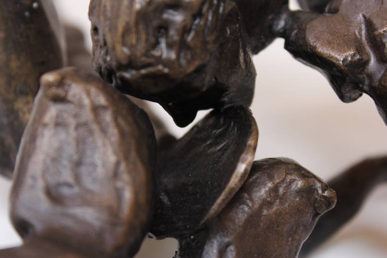 Original Figurative Body Sculpture by Arturo Ipiens
