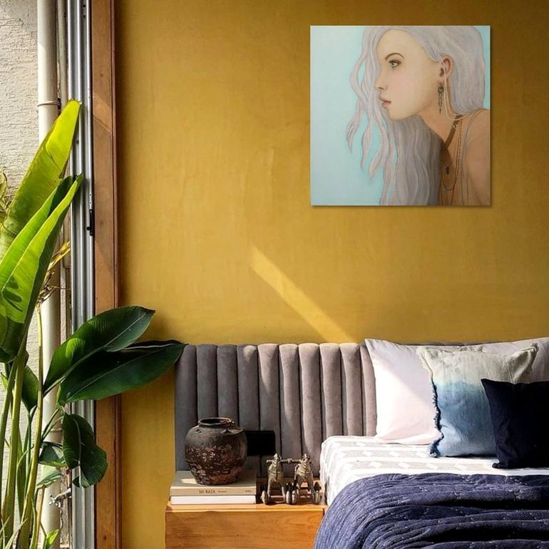 Original Figurative Women Painting by Yuliia Ustymenko
