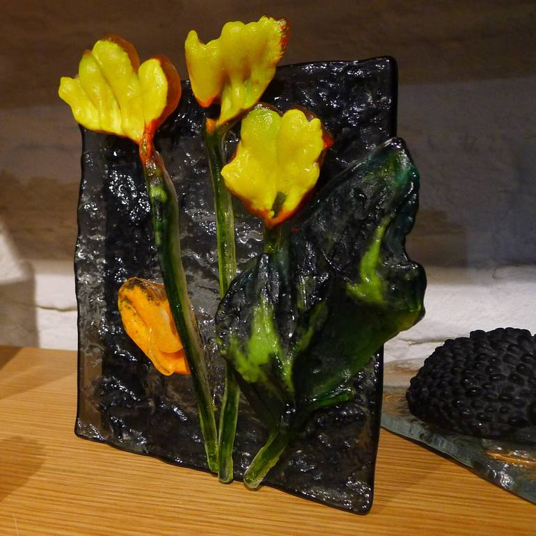 Original Post-impressionism Floral Sculpture by Gamze Haberal