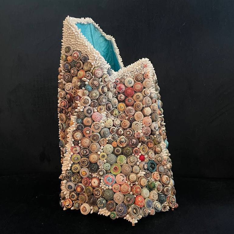 Original Contemporary Nature Sculpture by Flavia Lovatelli