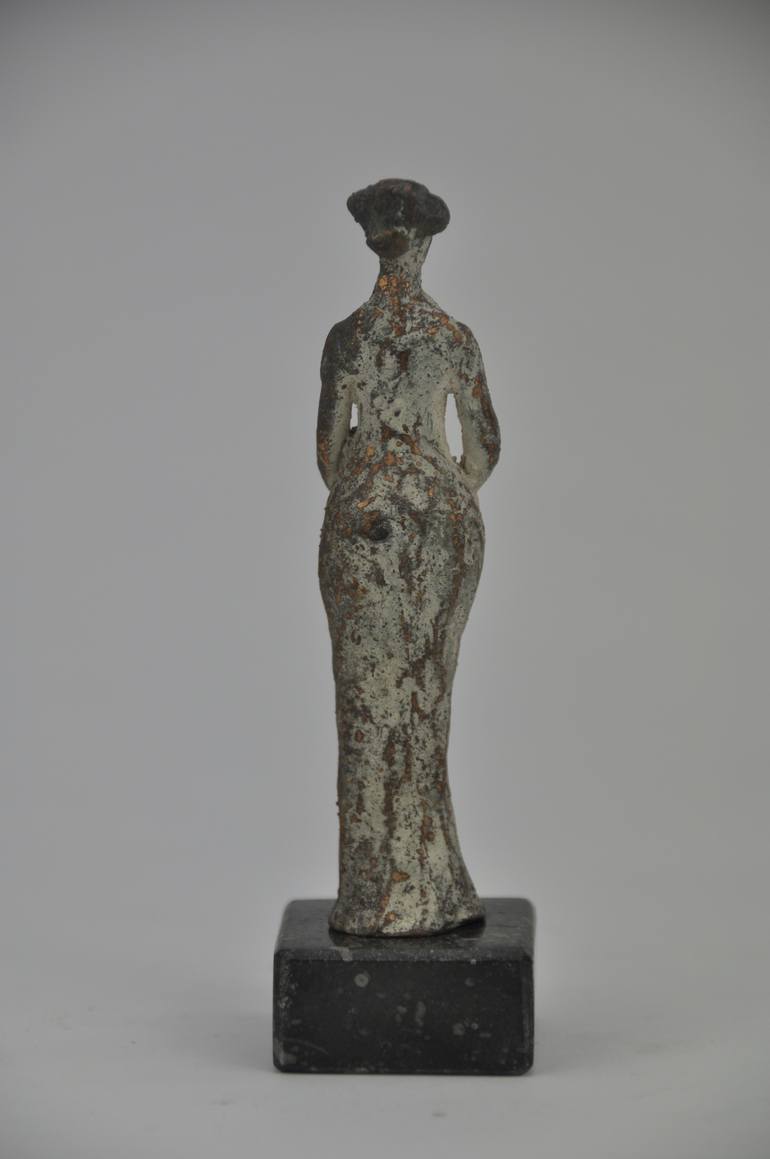 Original Fine Art Women Sculpture by Marianne van der Bolt