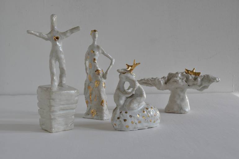 Original Figurative People Sculpture by Marianne van der Bolt