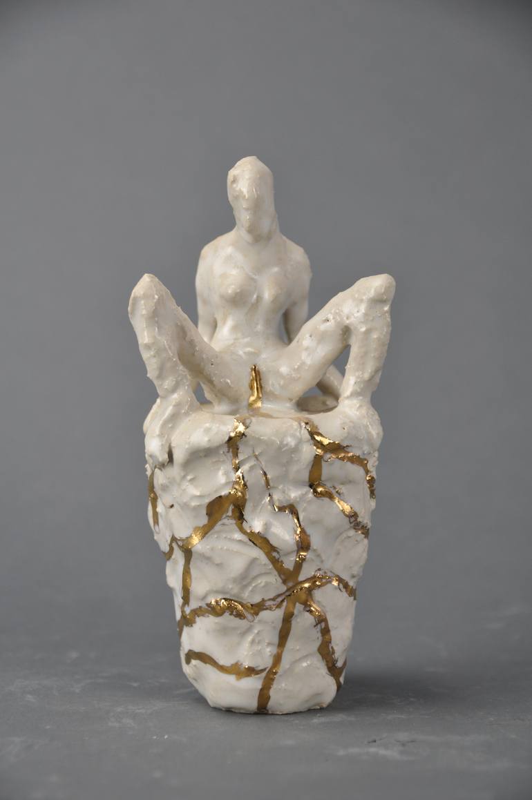 Original Figurative Women Sculpture by Marianne van der Bolt