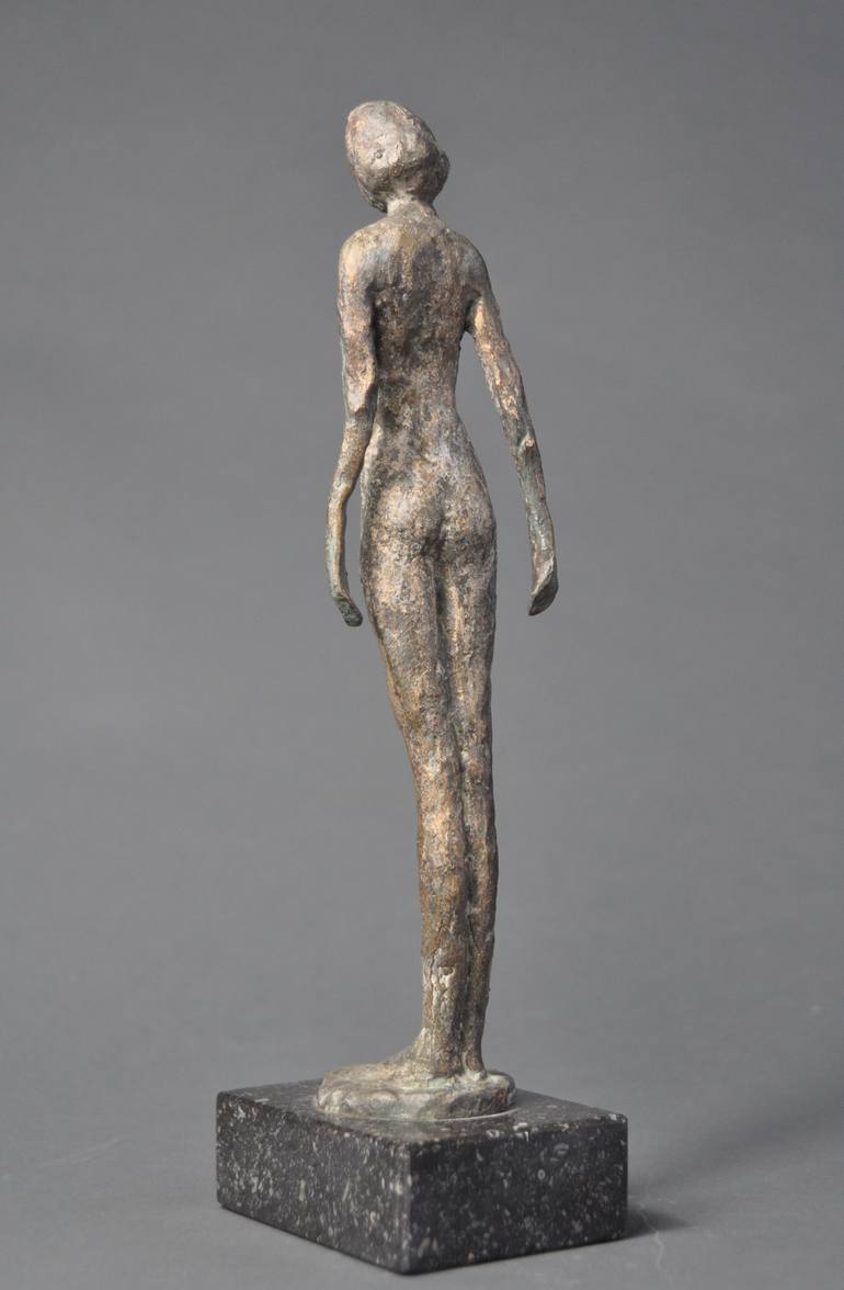 Original Modern Women Sculpture by Marianne van der Bolt