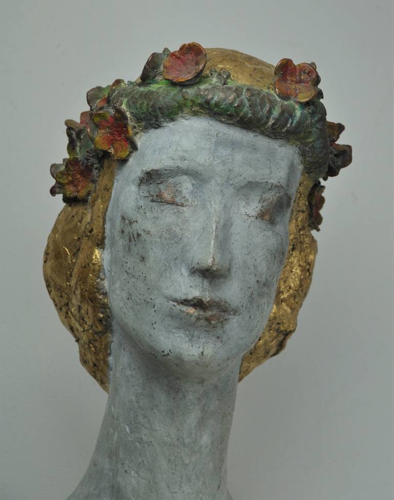 Original Figurative Women Sculpture by Marianne van der Bolt