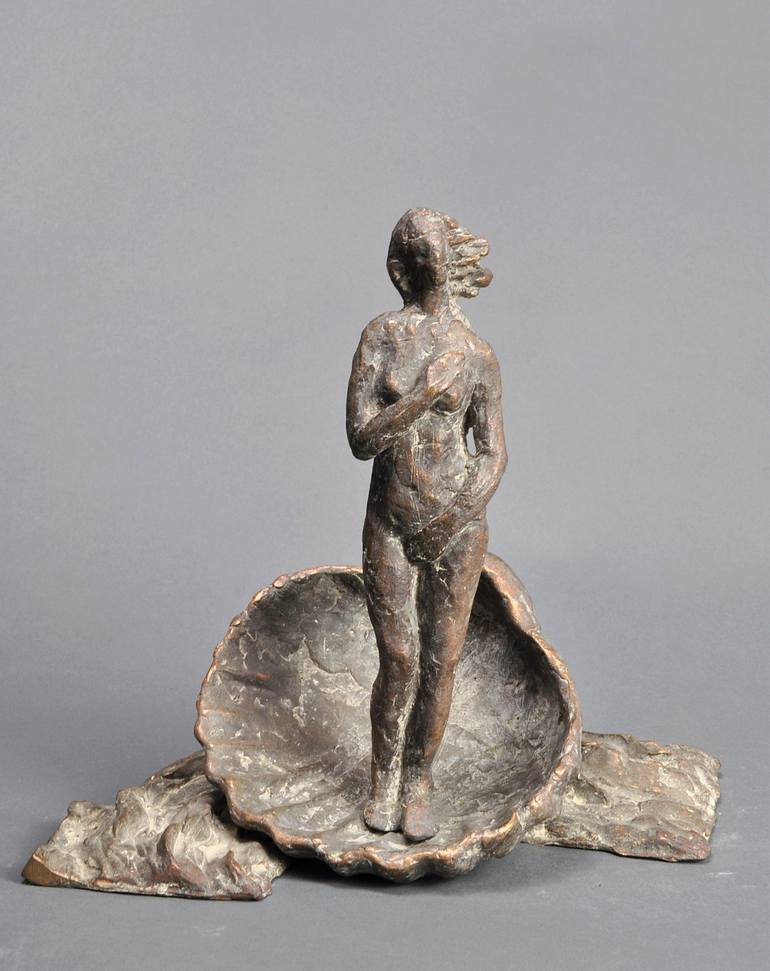 Original Fine Art Women Sculpture by Marianne van der Bolt