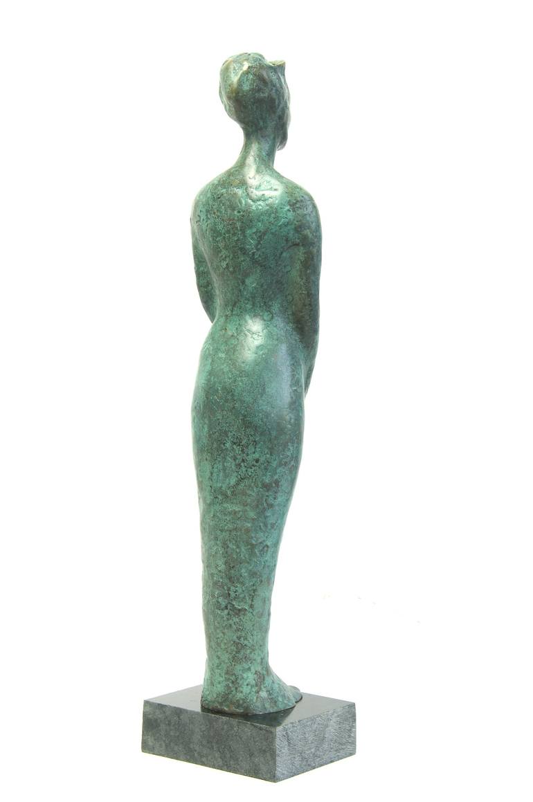 Original Figurative Women Sculpture by Marianne van der Bolt