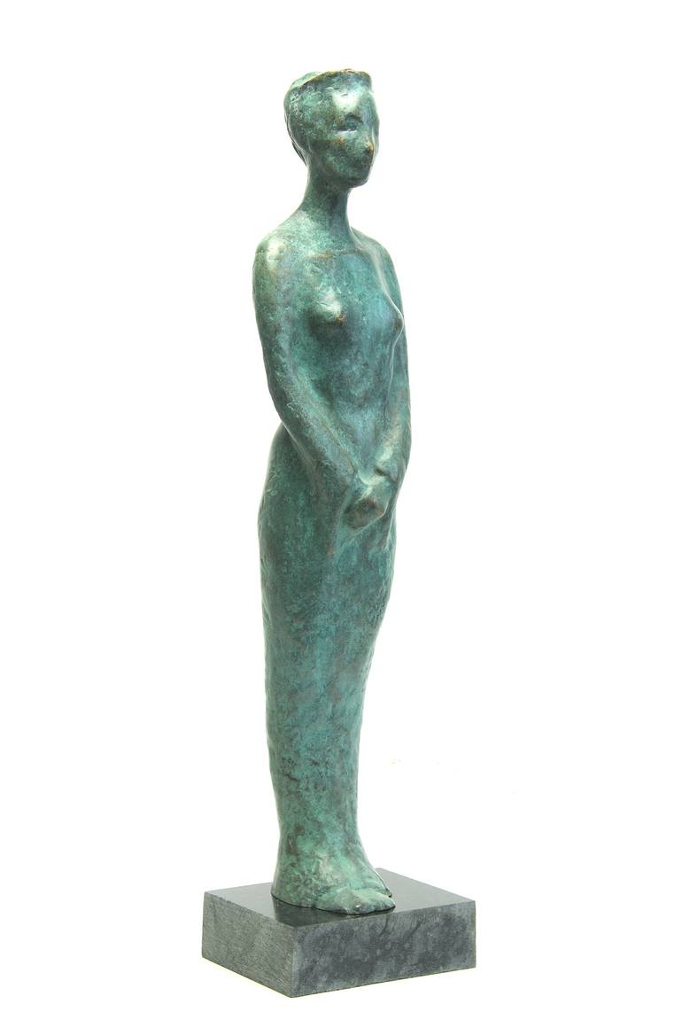 Original Figurative Women Sculpture by Marianne van der Bolt