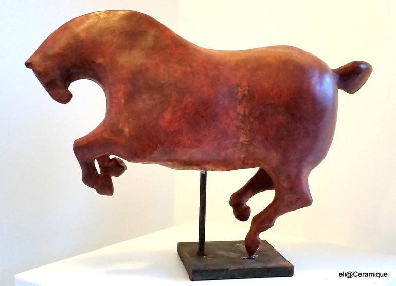 Original Figurative Animal Sculpture by elia debosschere