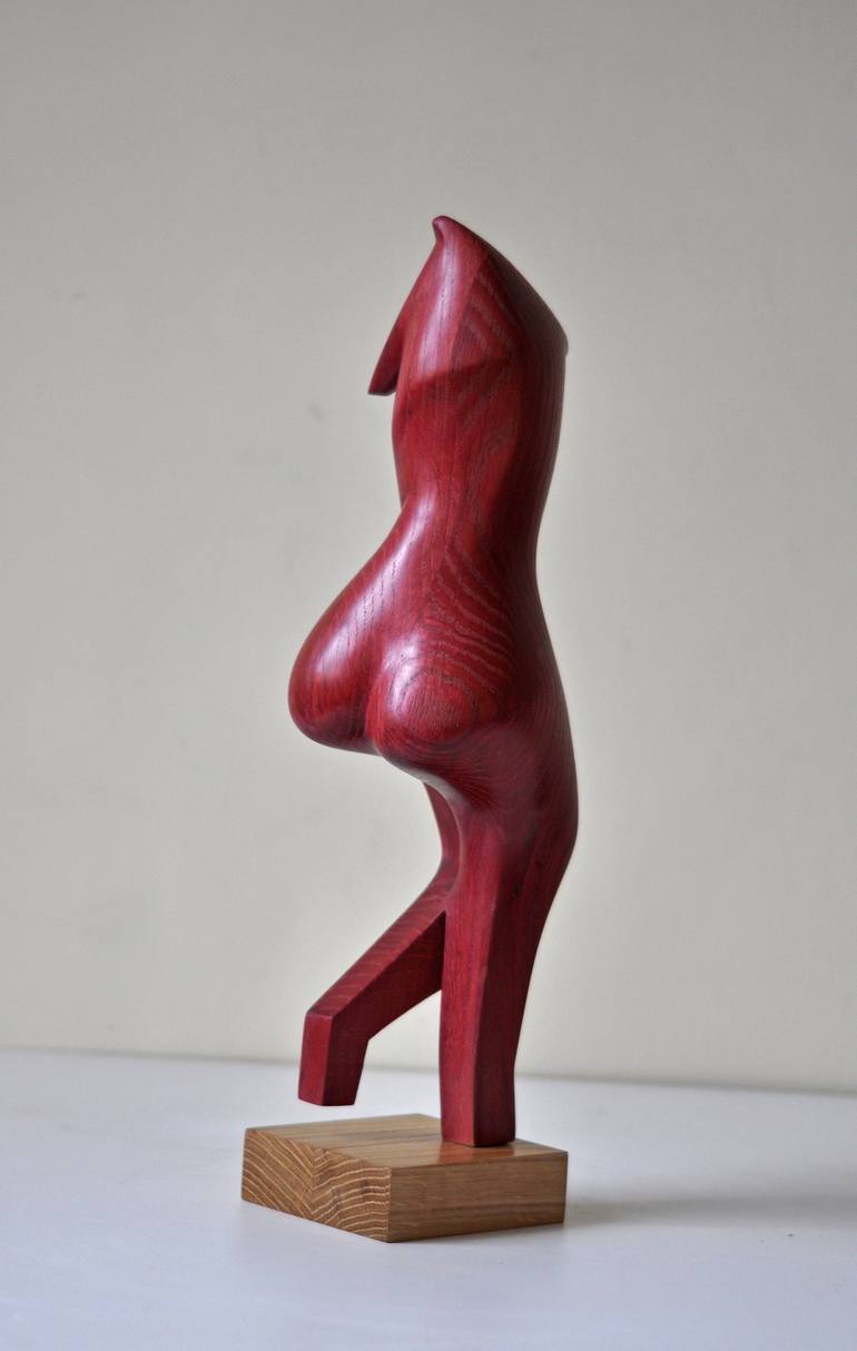 Original Figurative Women Sculpture by Nazar Symotiuk