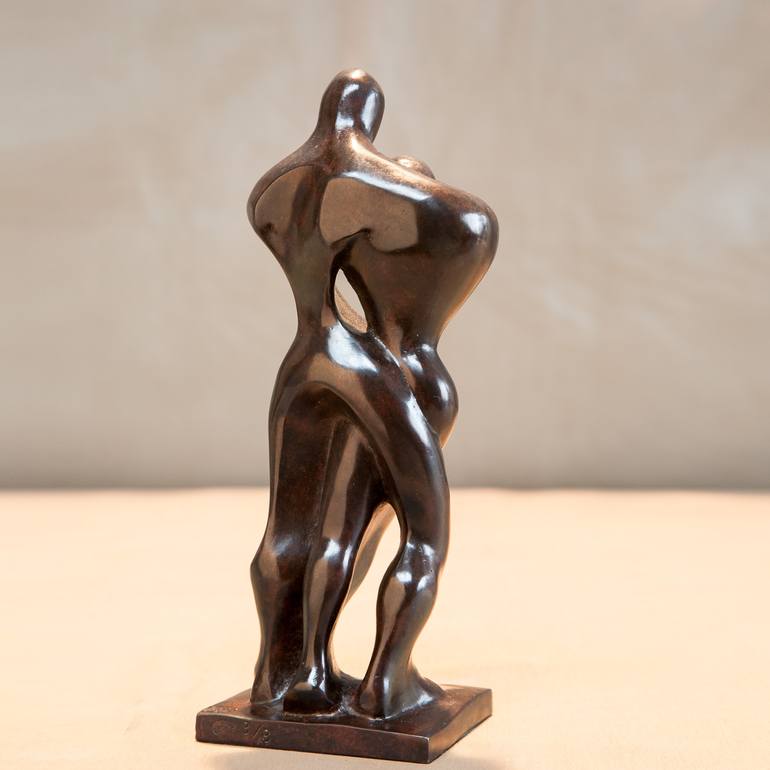 Original Figurative Love Sculpture by Eric PIERRE