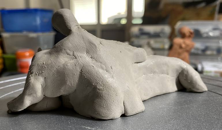 Original Abstract People Sculpture by Nini YūRei Ferrara