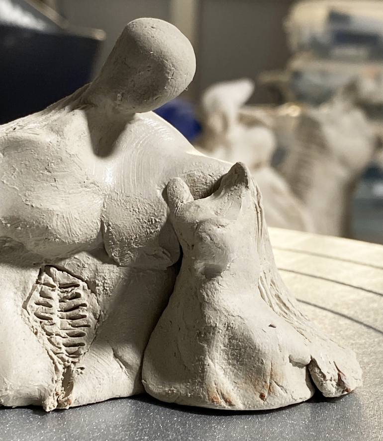 Original Abstract People Sculpture by Nini YūRei Ferrara