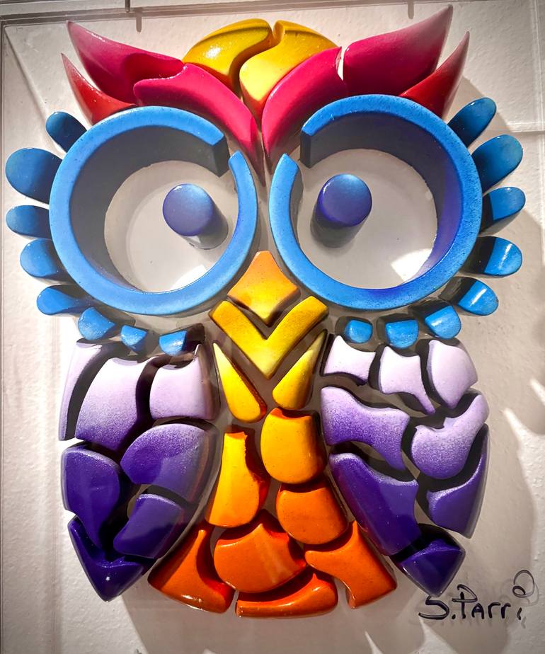 Original Animal Sculpture by Simone Parri | Pop Art Art on Plastic | Shaded Owl (In a plexiglas box)