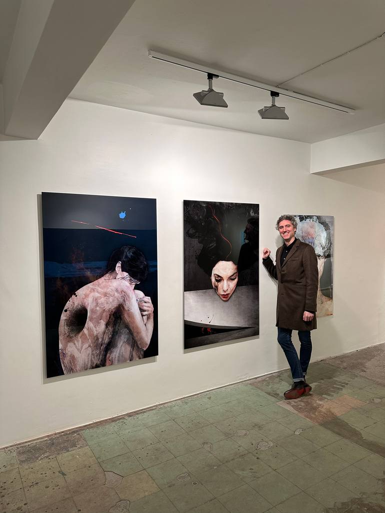 Original Portraiture Women Mixed Media by Sait Mingü