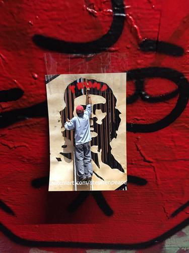 Che Photo on Graffiti Wall.01, canvas giclee - Limited Edition 1 of 1 thumb