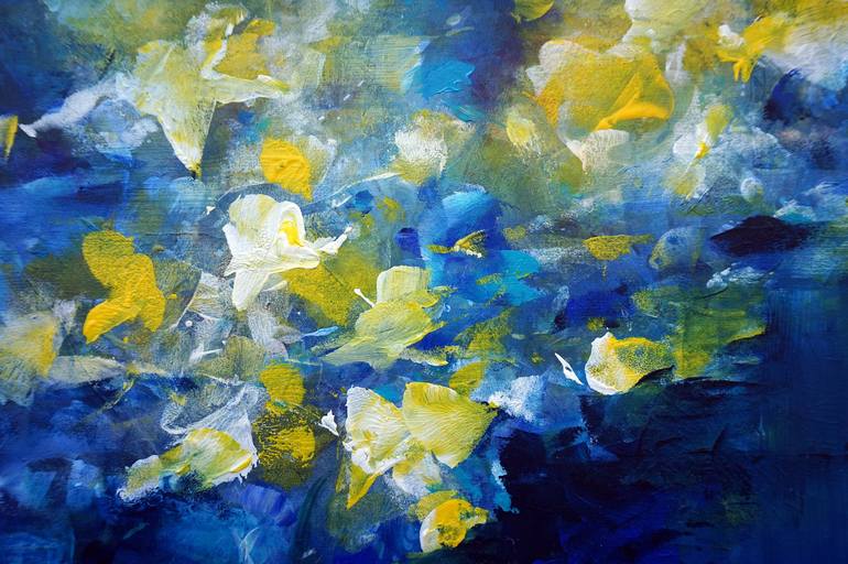 Original Floral Painting by Marianne Quinzin